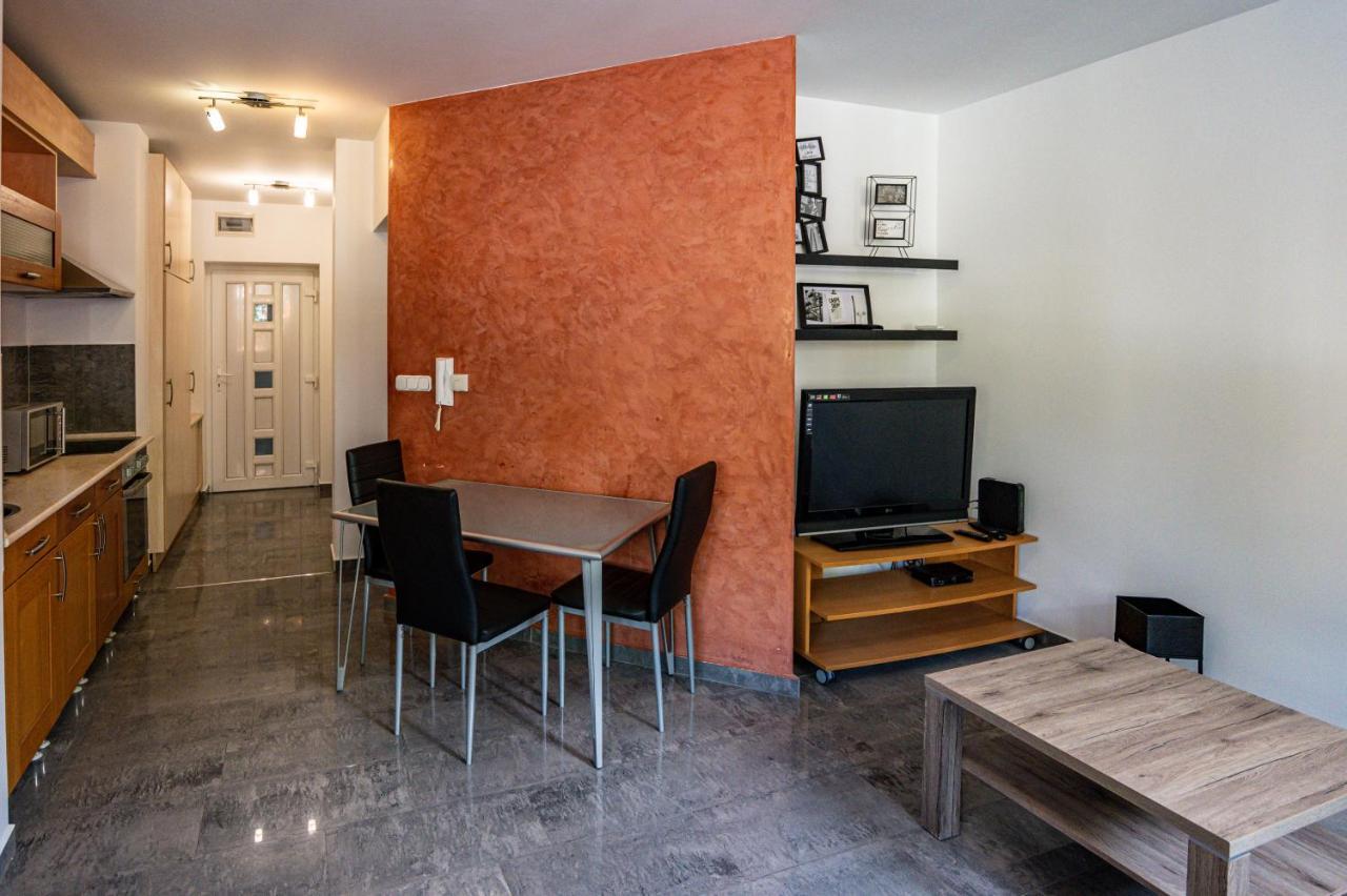 Darling Apartman Szeged Bagian luar foto